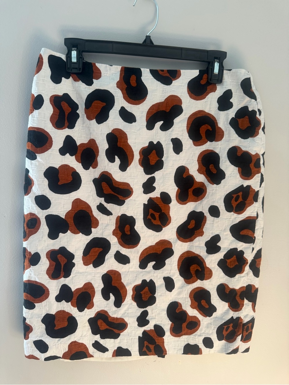 Talbots Cheetah Print Pencil Skirt - White, Black & Brown size 16